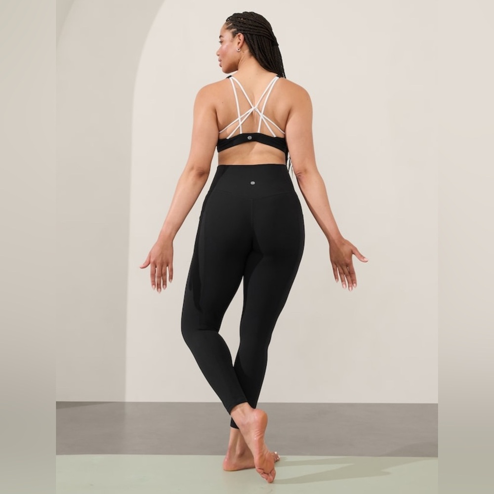 â¨đ¸ATHLETA SALUTATION STASH POCKET 7/8 LEGGINGSâ˘SIZE XSMALL⢠- Picture 4 of 16